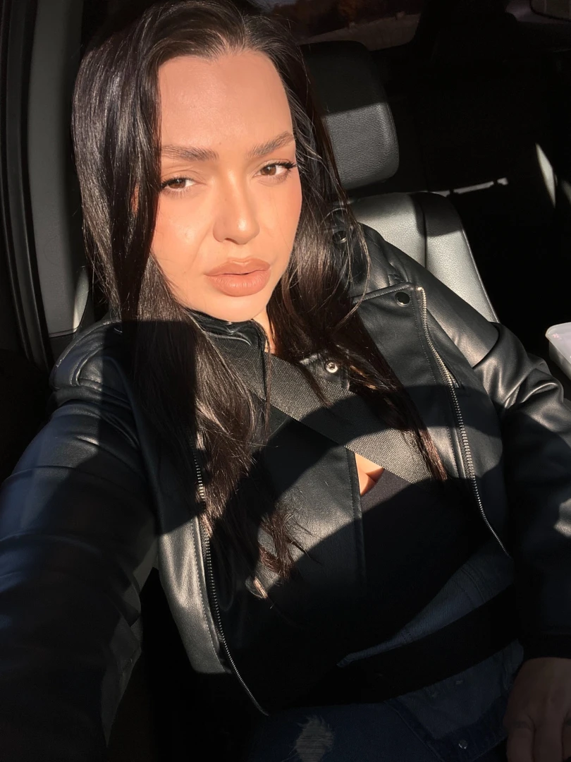 No i m not angry i m friendly i promise 