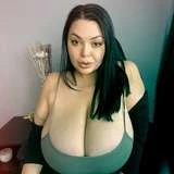 miabigtits