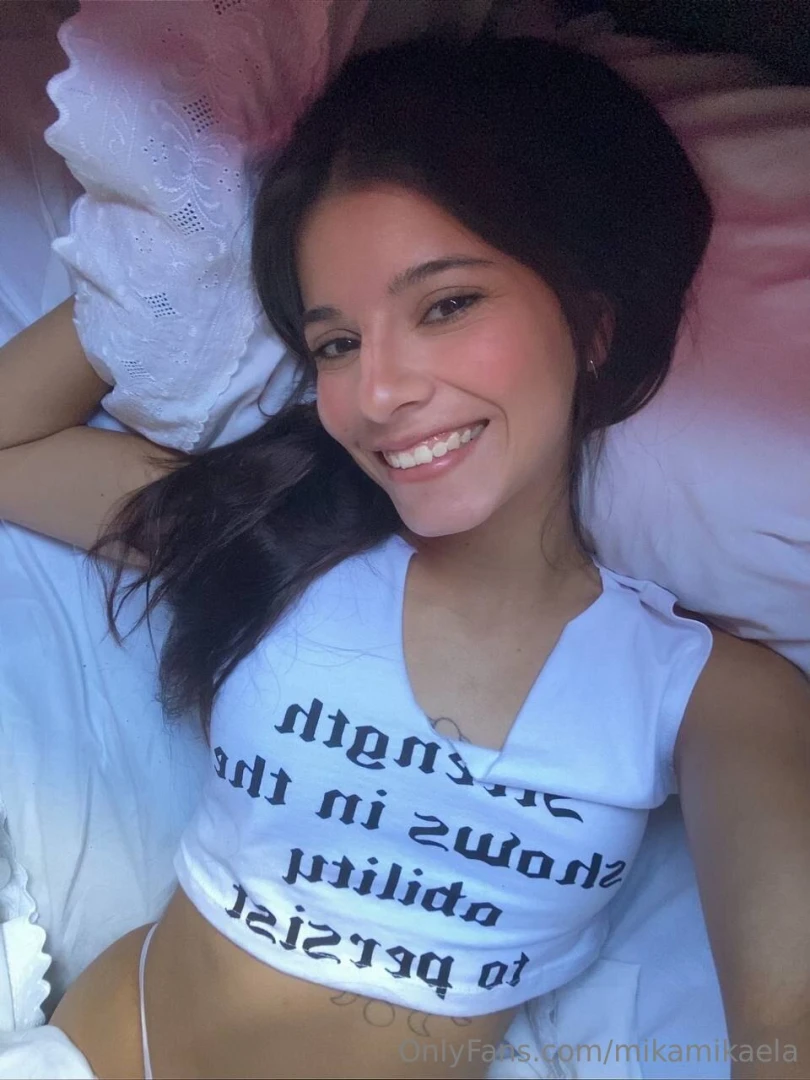 Okay so i m kinda in the mood for a horror movie but also kinda in the 