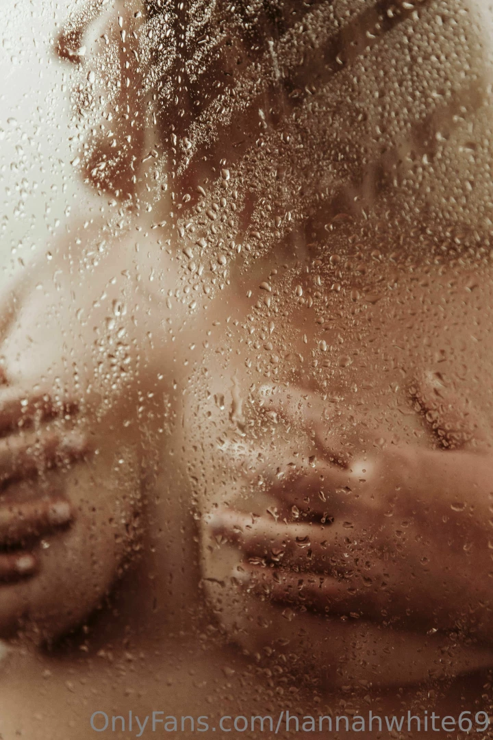 Anyone free for a live shower stream in about an hour would love to 