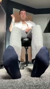 A little lunchtime entertainment for you