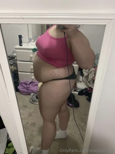 Nothing fits me anymore also doing custom videos just ask