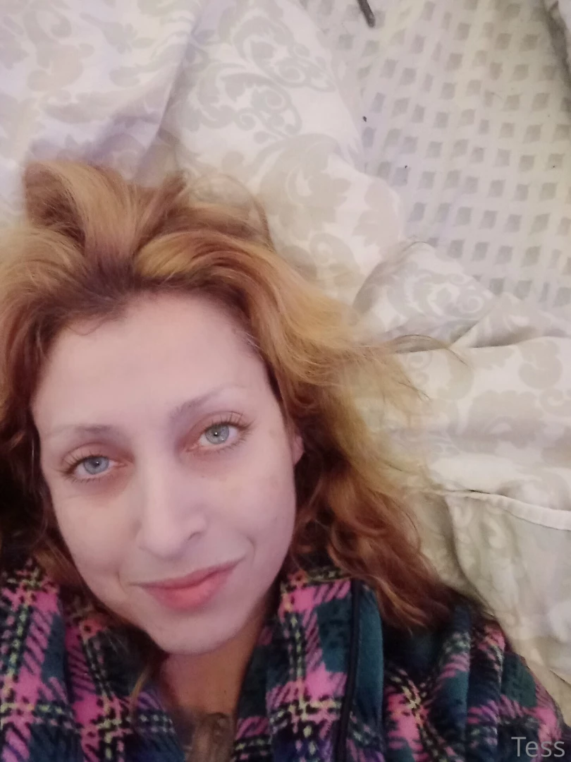 Good morning well afternoon raw pic first thing opening eyes still 