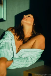 Jordan west booked a suite at a pretty nice hotel and brought me in to part 4