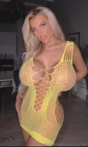 Telling you all the tips and tricks on how to be a goddess bimbo like