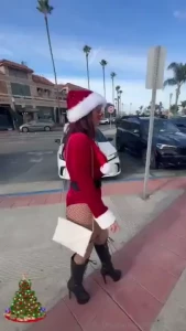 Santacon newport beach ca 2024