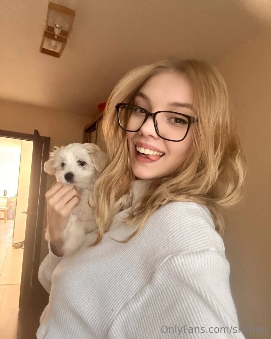First selfie with kira we re officially obsessed with each other 