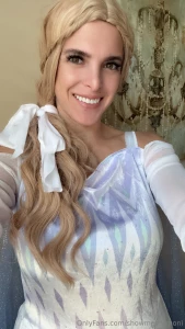 Sunday fun day the halloween festivities have begun this is me as elsa part 2