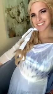 Sunday fun day the halloween festivities have begun this is me as elsa part 6