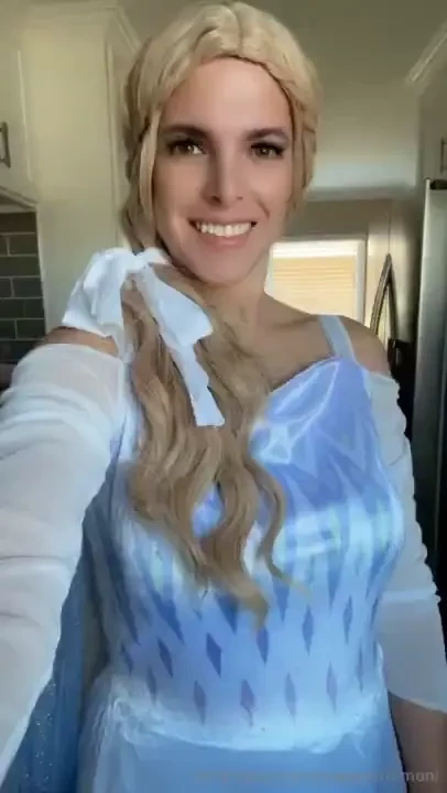 Sunday fun day the halloween festivities have begun this is me as elsa part 4 