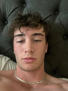 I heard you re thirsty check your dms i got the drinks