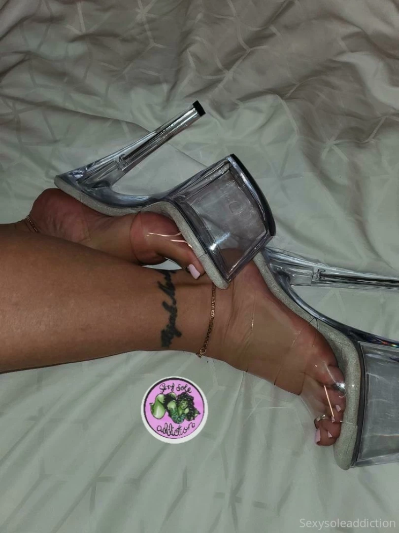 Got this pink pedi and these shoes as a gift so i thought i d give part 2 