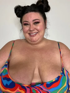 For you only 16 pics 3 5min vid i love being so big and sexy for you i part 11