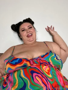 For you only 16 pics 3 5min vid i love being so big and sexy for you i part 14