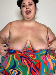 For you only 16 pics 3 5min vid i love being so big and sexy for you i part 16