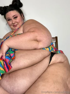 For you only 16 pics 3 5min vid i love being so big and sexy for you i part 3