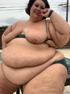 Stroll amp sit 20 pics 4 5 min vid this set includes my full clip part 11