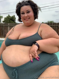 Stroll amp sit 20 pics 4 5 min vid this set includes my full clip part 14