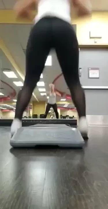 Working this booty is a full time job p s i will be replying to 