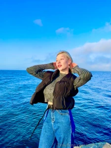 I love walking especially by the sea this is the best way to clear part 1