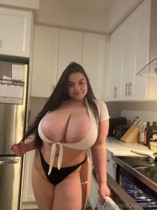 I m going live tonight at 9pm est you don t wanna miss this hint i