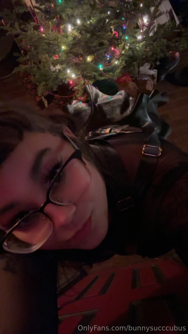 Happy holidays part 436 
