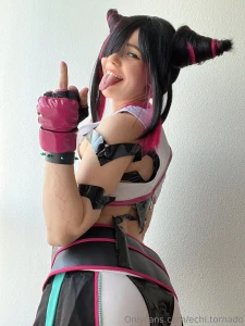 Small trouble big attitude can you handle it