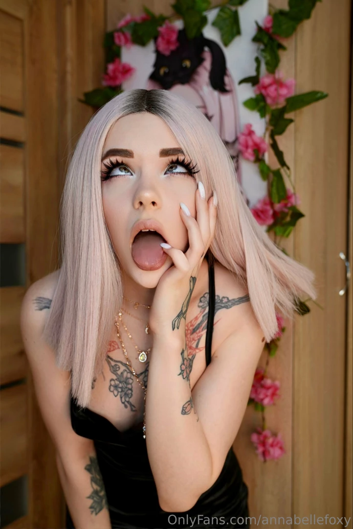 What would you give to have these lips wrapped around your cock part 28 