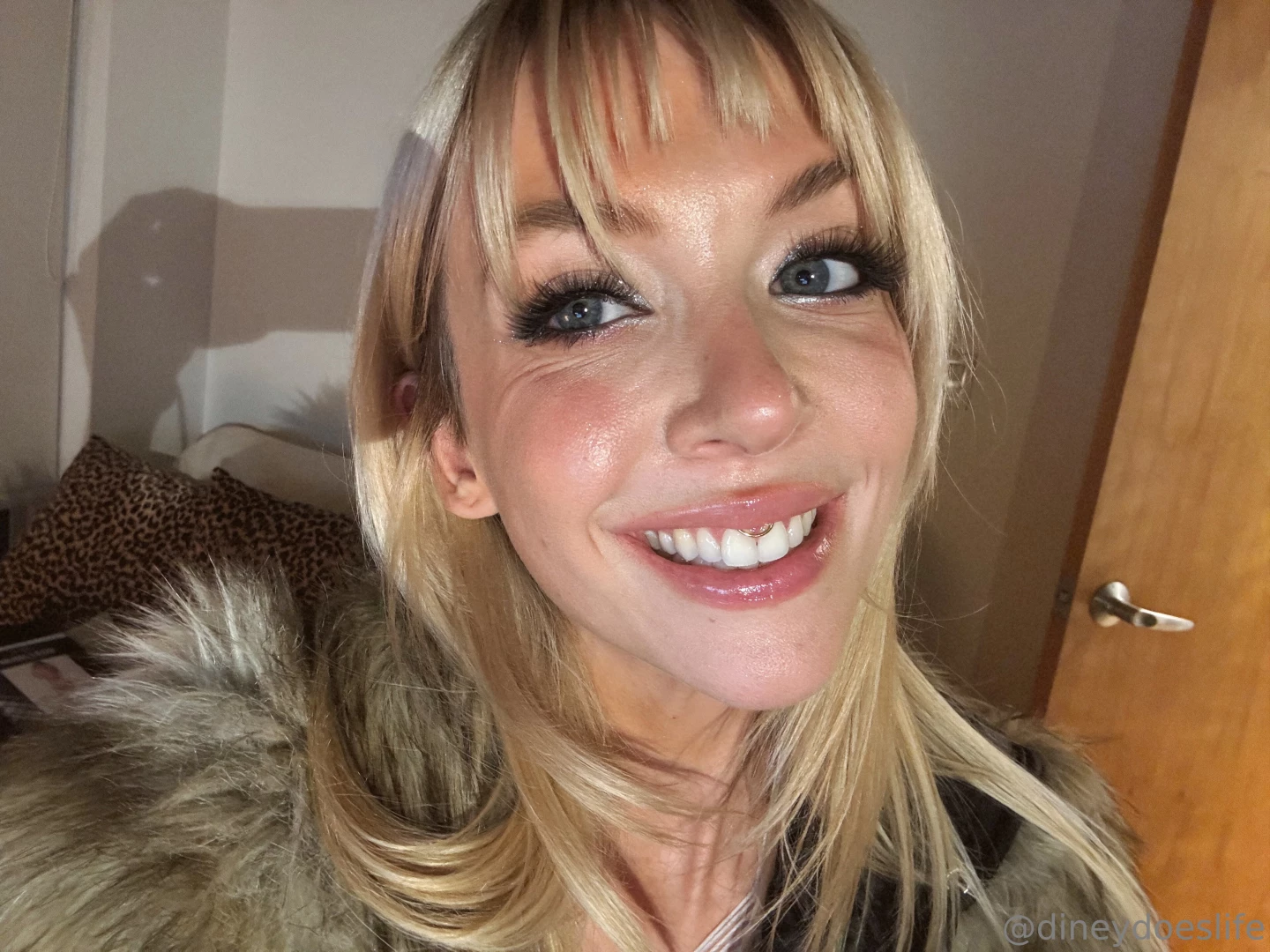 I m shy when i wear makeup part 1 