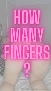 How many fingers can this mommy fit in her tight pussy just how much