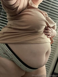 I was just noticing how big i m starting to look since i came to part 3