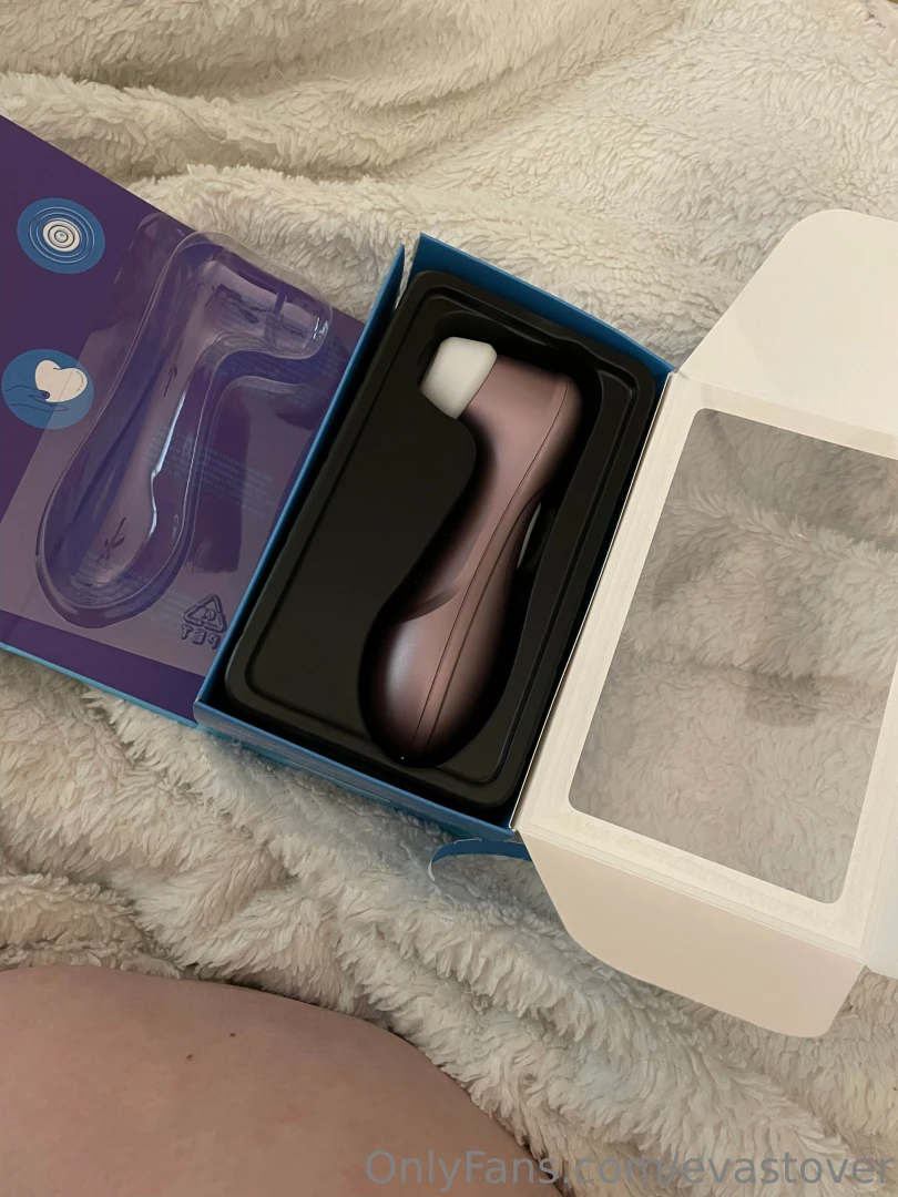 Christmas came early so it s officially no pants time part 3 