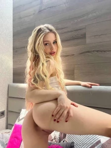 Little blonde sofiaa_angel for your hot desires she loves to show her part 16