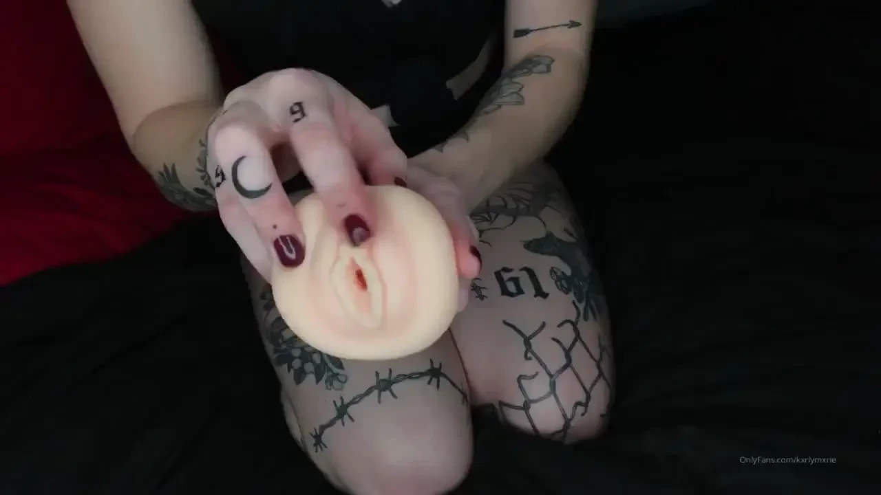 I bought a pocket pussy today it feels so good inside ugh i can t wait 