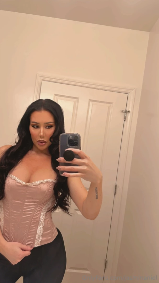 Happy monday part 2516 