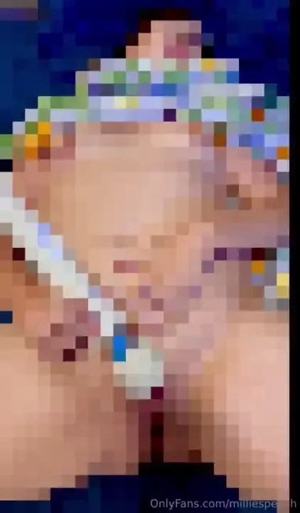 New 3 min solo of me using my magic wand dropping on my paid page 