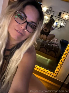 Oye mi amor te gustan mis lentes