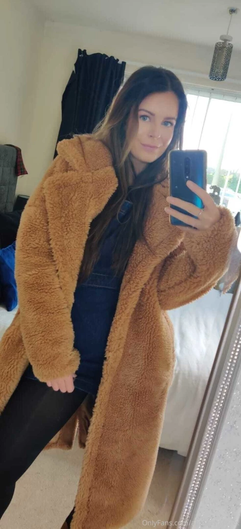 Do these tights make my bum look big 