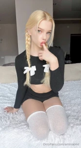 This juicy hot student vikki_white has a very deep throat and a tight part 352