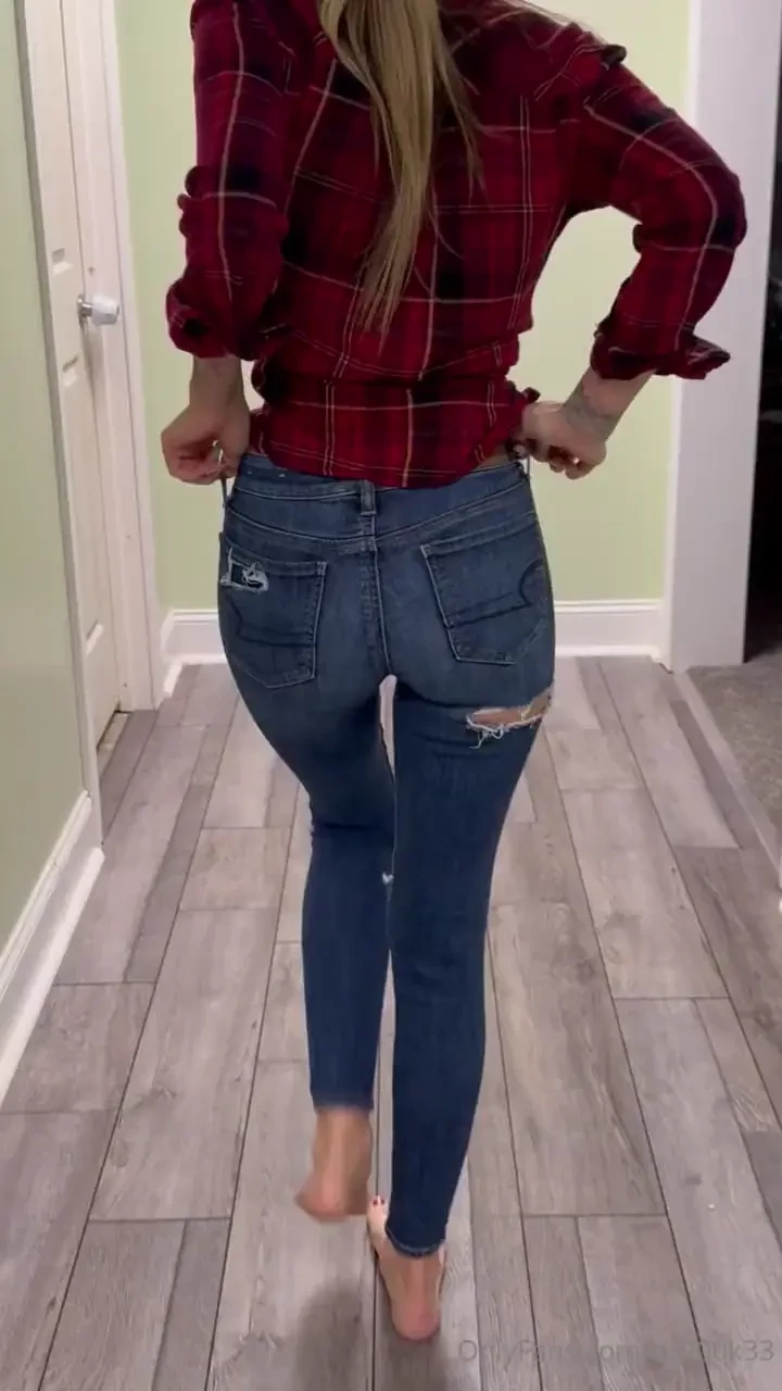 Want to see what i m hiding underneath watch until the end 