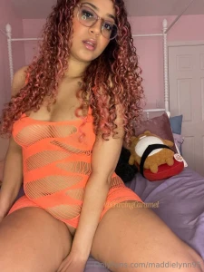 Cravingcaramelfree this thicc slut loves to squirt and is looking for part 45