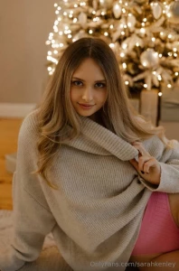 Hot teacher this sexy girl eleon0ra doesn t mind rocking out with her part 479