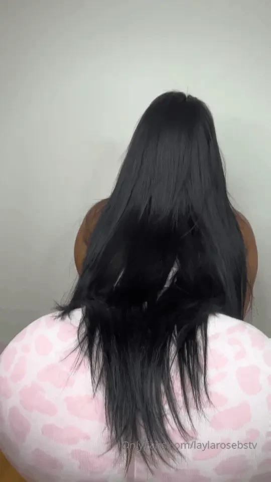 Mind helping me out with my squats 