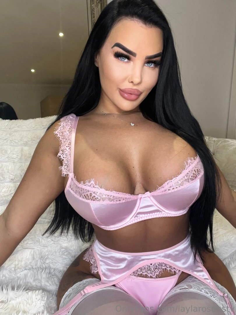 Like this if you love my fuckdoll body was made for your pleasure 