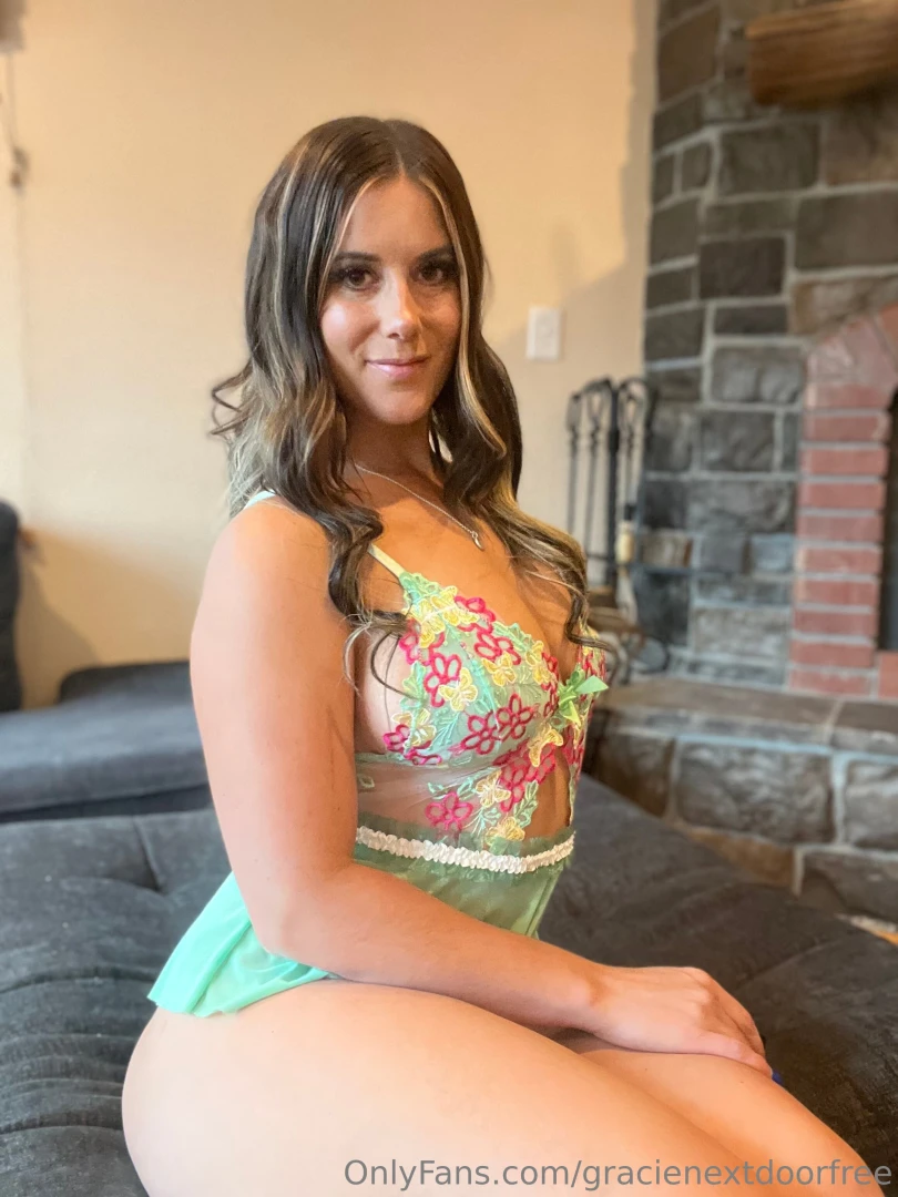 You like gracienextdoor much more of me here let s chat 