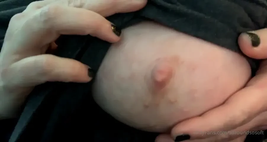 Some pale skin peeking out here or should i say poking 