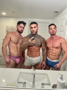 Team thisispoyato roy3te