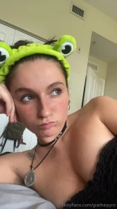 Self care saturday s are makeup free do you like my froggy headband part 1