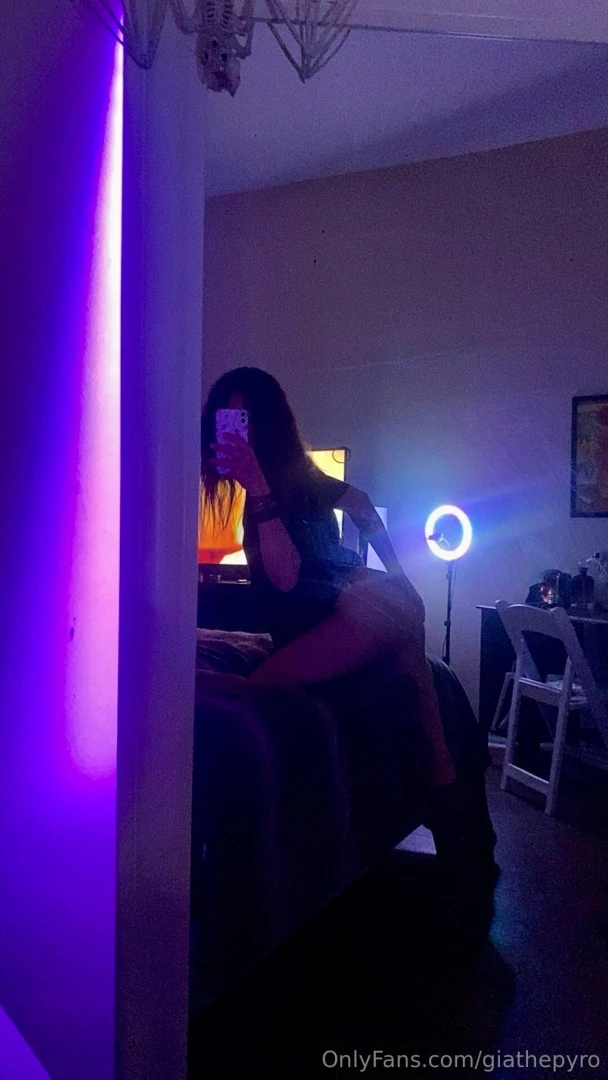 A little night owl swipe through i ll be doing these naked on my part 5 