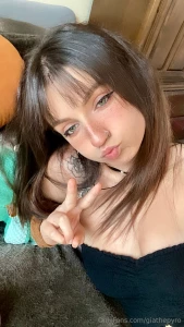 Good morning and happy friday my loves part 1